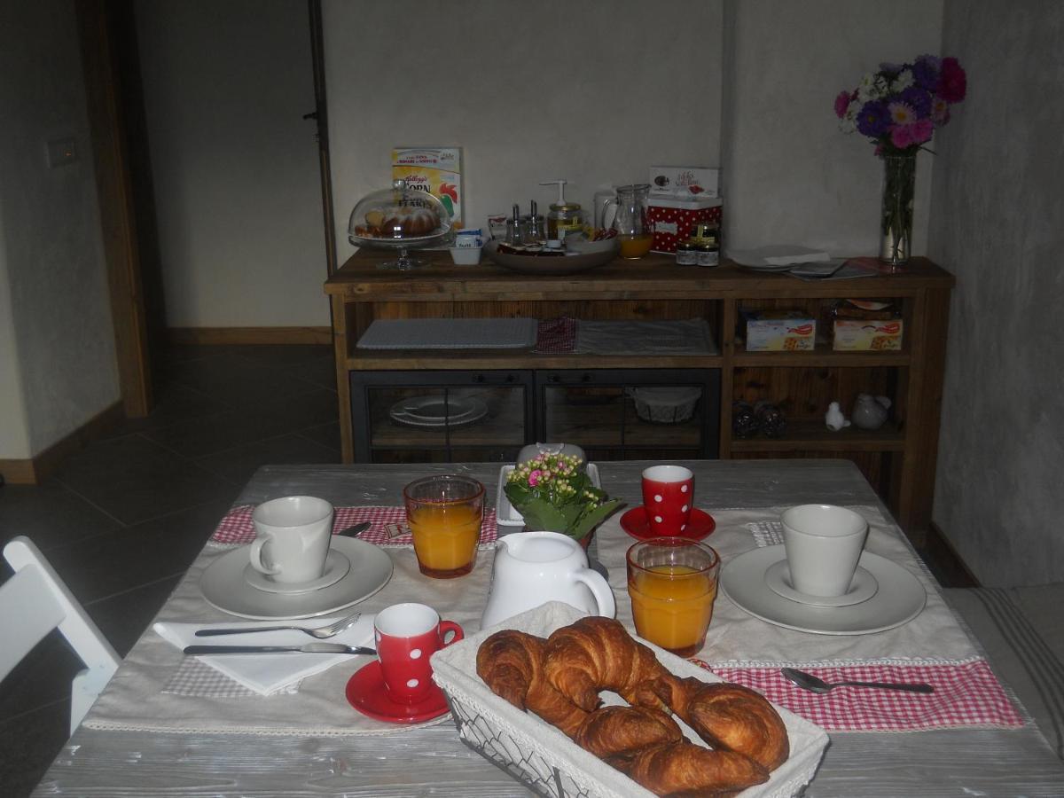 La Vita In Campagna Villa di Tirano Eksteriør billede